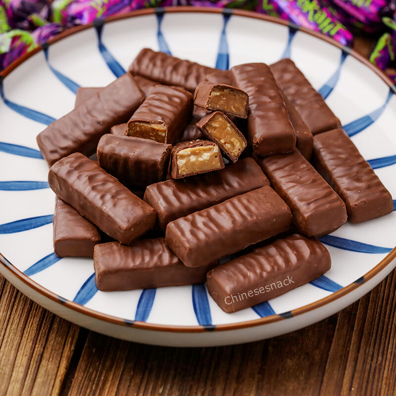 Kpokaht Chocolate Candy Bars with Nuts Sweet Snack Food Present 紫皮糖KDV巧克力糖果坚果夹心