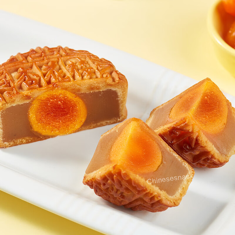 5 Pieces Xinghualou Lotus Seed Paste Mooncake with Salted Egg Yolk 杏花楼蛋黄莲蓉月饼中国特产